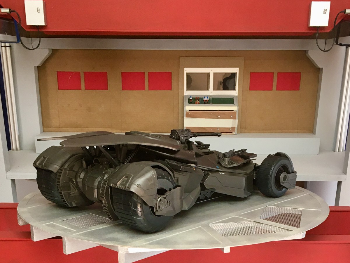 Diorama Batcave Timeline –&nbsp;Ep6